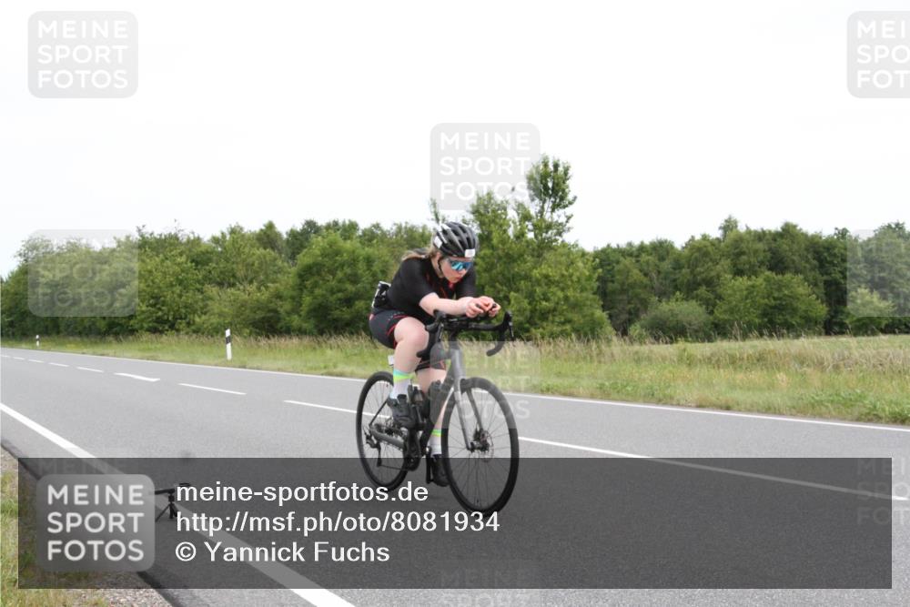 22.06.2025 - Viking Triathlon Yannick Fuchs http://msf.ph/oto/8081934 22.06.2025 12:33:08 Radfahren 240, 475, 496 meine-sportfotos.de
