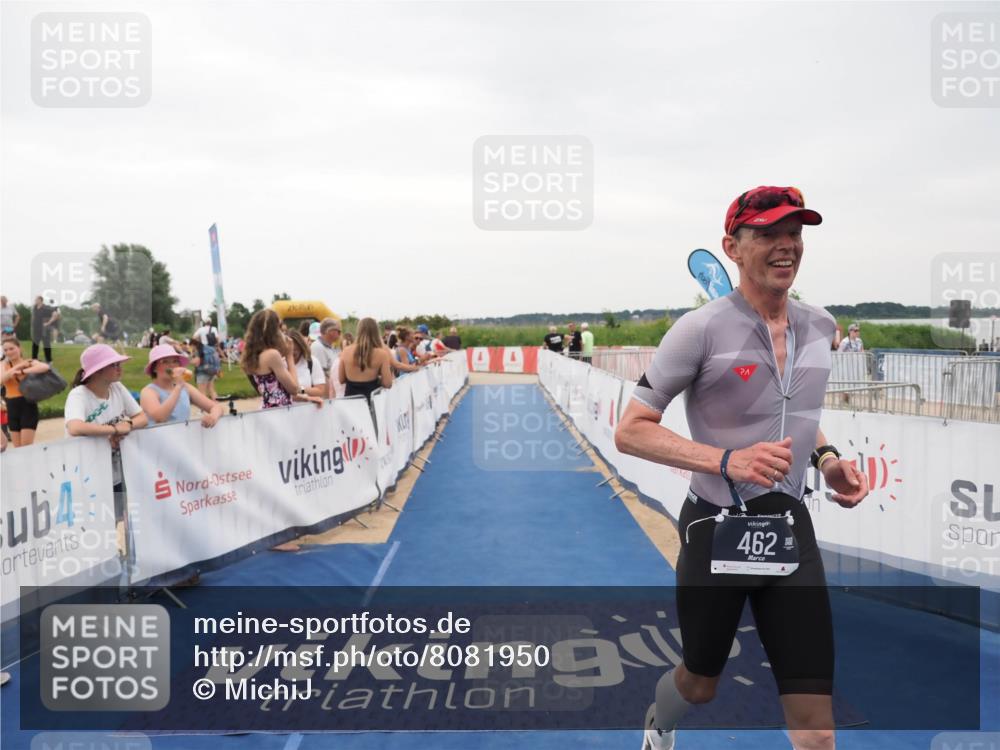 22.06.2025 - Viking Triathlon MichiJ http://msf.ph/oto/8081950 22.06.2025 15:59:44 Ziel 462 meine-sportfotos.de