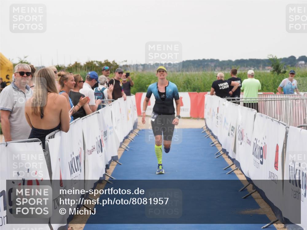 22.06.2025 - Viking Triathlon MichiJ http://msf.ph/oto/8081957 22.06.2025 16:00:08 Ziel 181 meine-sportfotos.de