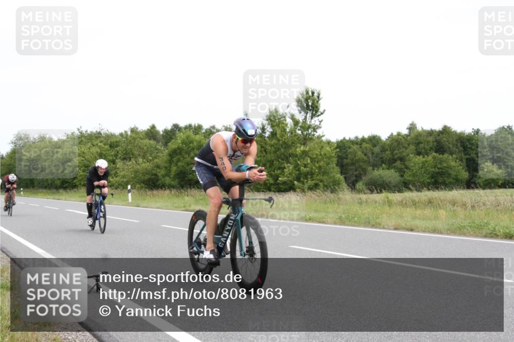 22.06.2025 - Viking Triathlon Yannick Fuchs http://msf.ph/oto/8081963 22.06.2025 12:33:45 Radfahren 13, 121, 150, 173, 340, 444, 458, 604, 659 meine-sportfotos.de
