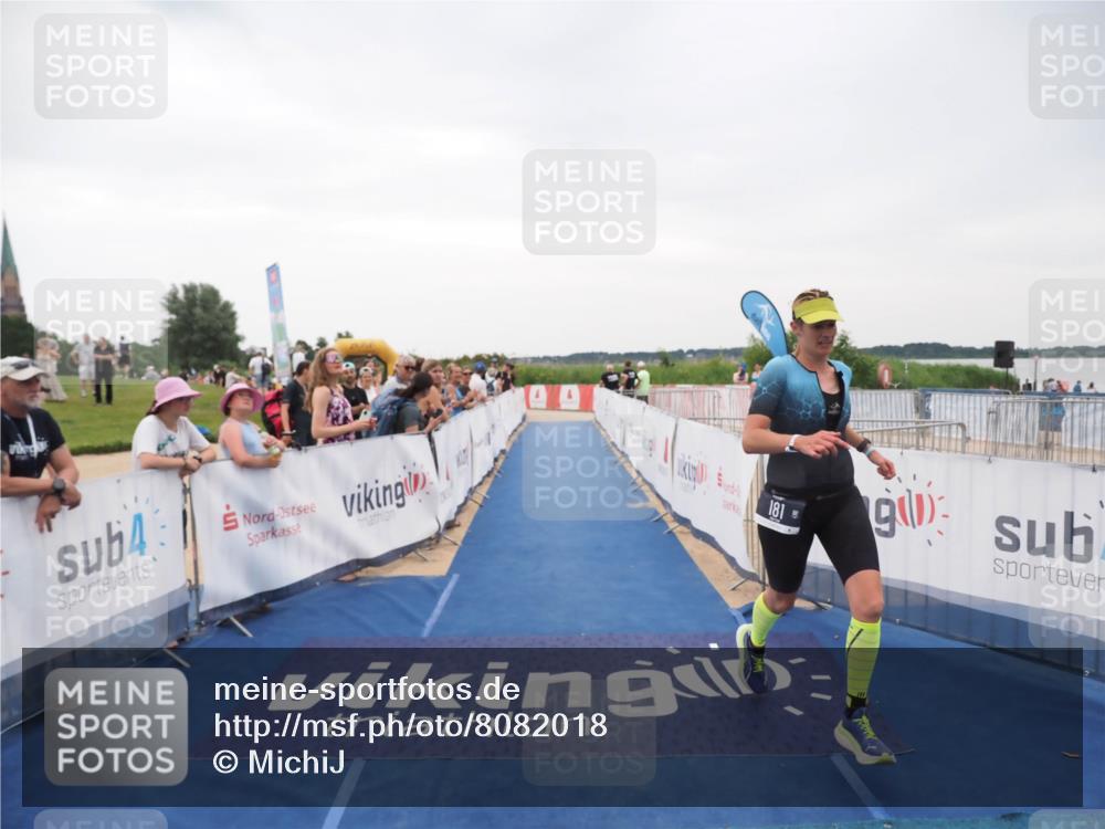 22.06.2025 - Viking Triathlon MichiJ http://msf.ph/oto/8082018 22.06.2025 16:00:10 Ziel 181 meine-sportfotos.de