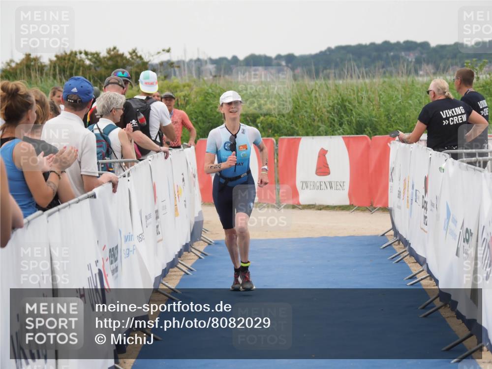 22.06.2025 - Viking Triathlon MichiJ http://msf.ph/oto/8082029 22.06.2025 16:00:19 Ziel 154 meine-sportfotos.de