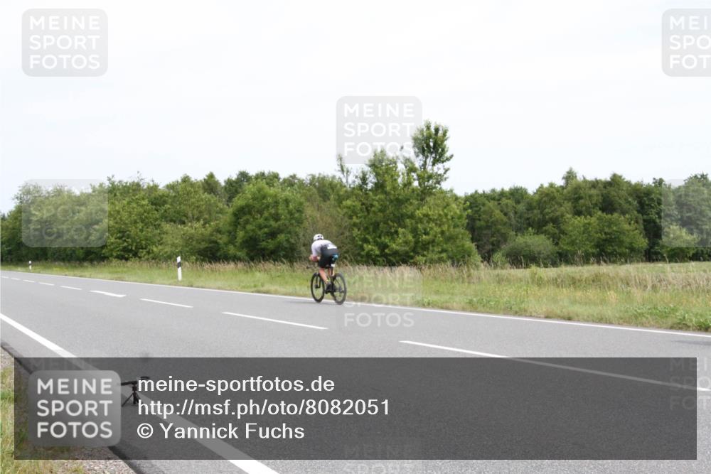 22.06.2025 - Viking Triathlon Yannick Fuchs http://msf.ph/oto/8082051 22.06.2025 12:35:19 Radfahren 72, 254, 376, 660 meine-sportfotos.de