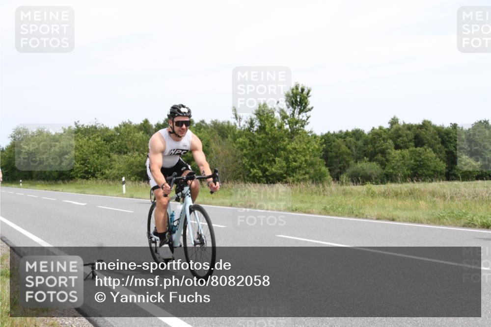 22.06.2025 - Viking Triathlon Yannick Fuchs http://msf.ph/oto/8082058 22.06.2025 12:35:32 Radfahren 76, 182, 454, 481, 513, 553 meine-sportfotos.de