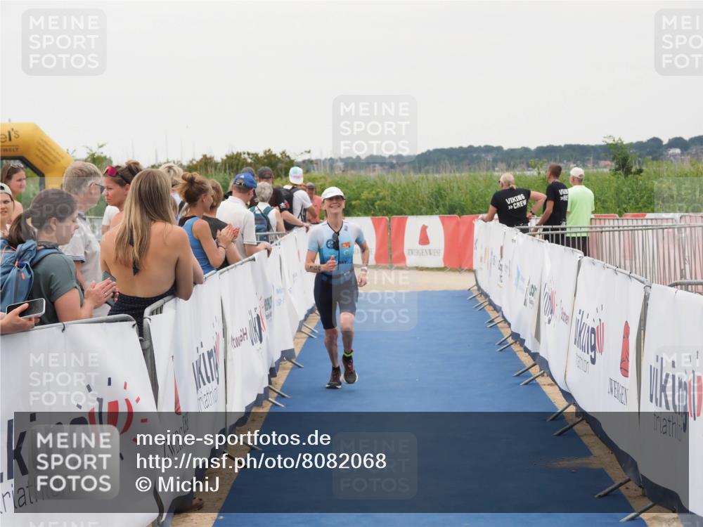 22.06.2025 - Viking Triathlon MichiJ http://msf.ph/oto/8082068 22.06.2025 16:00:21 Ziel 154 meine-sportfotos.de
