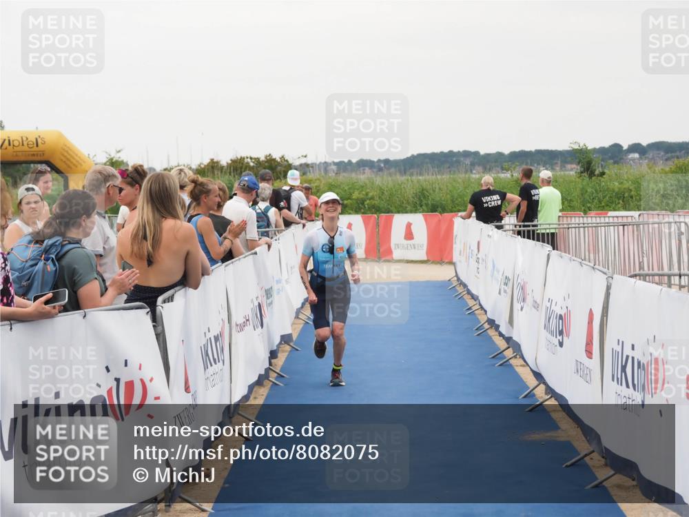 22.06.2025 - Viking Triathlon MichiJ http://msf.ph/oto/8082075 22.06.2025 16:00:21 Ziel 154 meine-sportfotos.de