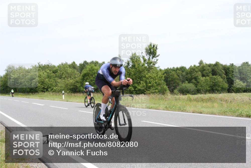 22.06.2025 - Viking Triathlon Yannick Fuchs http://msf.ph/oto/8082080 22.06.2025 12:35:50 Radfahren 41, 74, 77, 143, 184, 210, 478 meine-sportfotos.de