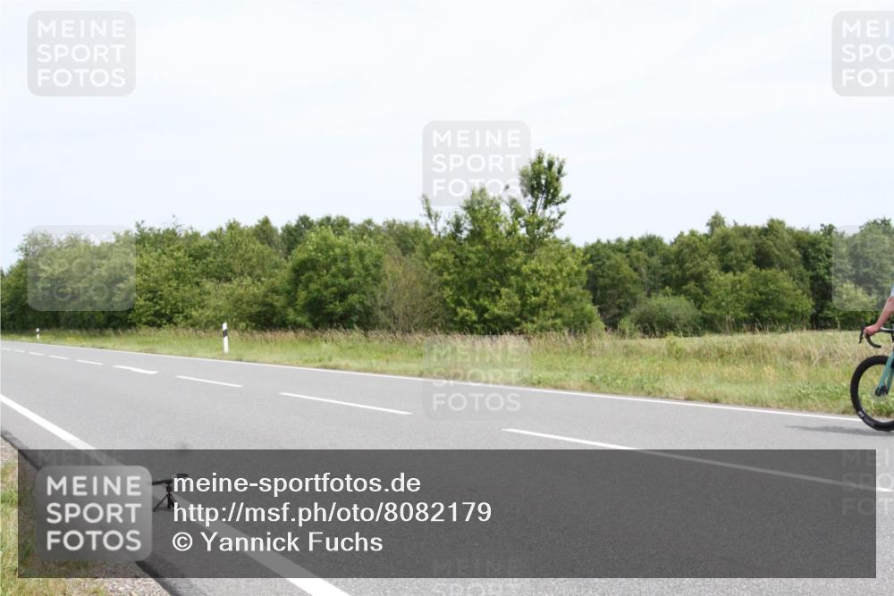 22.06.2025 - Viking Triathlon Yannick Fuchs http://msf.ph/oto/8082179 22.06.2025 12:38:20 Radfahren 44, 220, 324, 361, 402, 655 meine-sportfotos.de