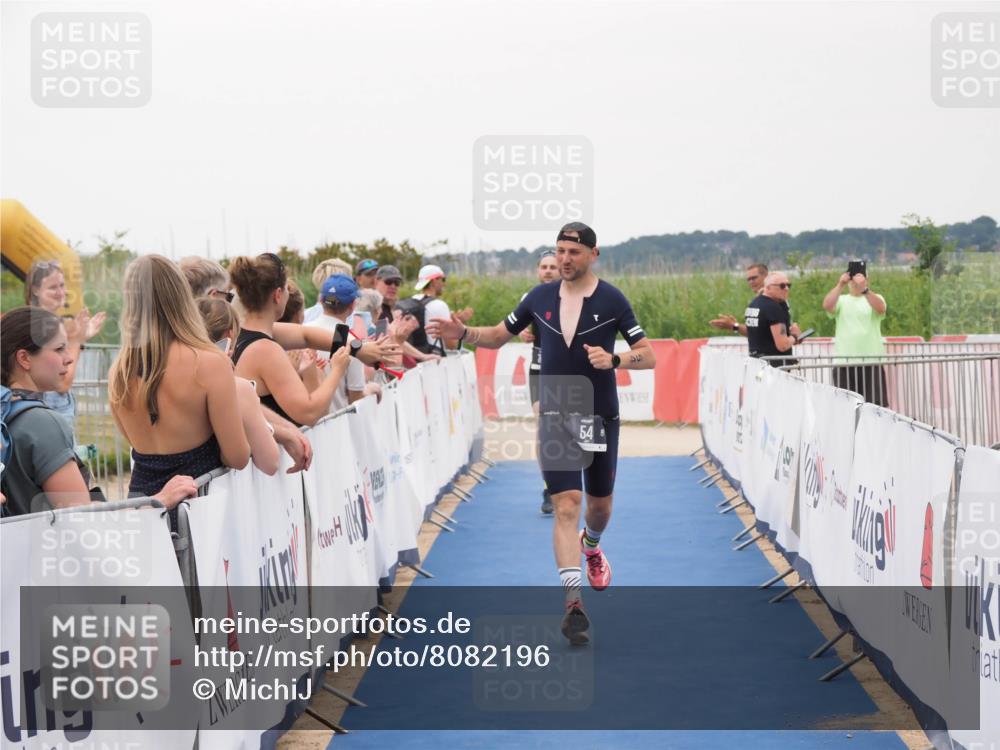 22.06.2025 - Viking Triathlon MichiJ http://msf.ph/oto/8082196 22.06.2025 16:01:08 Ziel 54, 378 meine-sportfotos.de