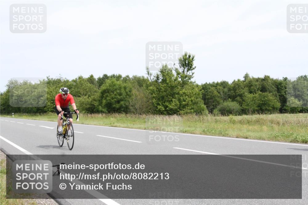 22.06.2025 - Viking Triathlon Yannick Fuchs http://msf.ph/oto/8082213 22.06.2025 12:38:43 Radfahren 106, 242, 429, 653 meine-sportfotos.de