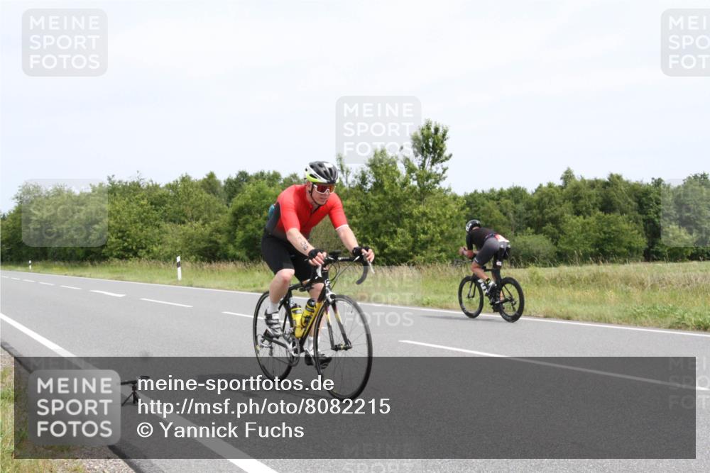 22.06.2025 - Viking Triathlon Yannick Fuchs http://msf.ph/oto/8082215 22.06.2025 12:38:43 Radfahren 106, 242, 429, 653 meine-sportfotos.de