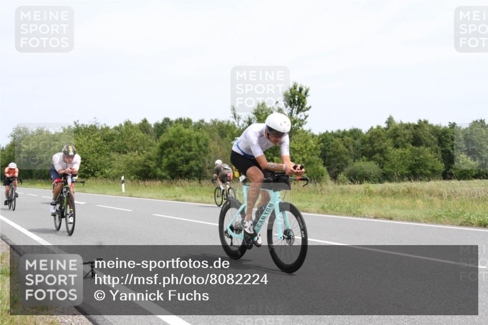 22.06.2025 - Viking Triathlon Yannick Fuchs http://msf.ph/oto/8082224 22.06.2025 12:38:54 Radfahren 54, 130, 156, 192, 194, 329, 335, 555 meine-sportfotos.de
