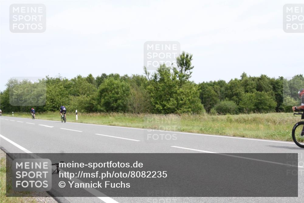 22.06.2025 - Viking Triathlon Yannick Fuchs http://msf.ph/oto/8082235 22.06.2025 12:39:02 Radfahren 5, 54, 140, 156, 631 meine-sportfotos.de