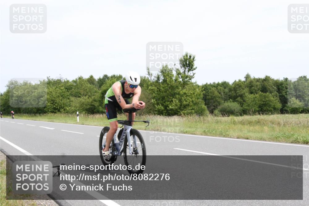 22.06.2025 - Viking Triathlon Yannick Fuchs http://msf.ph/oto/8082276 22.06.2025 12:39:55 Radfahren 132, 348, 408 meine-sportfotos.de