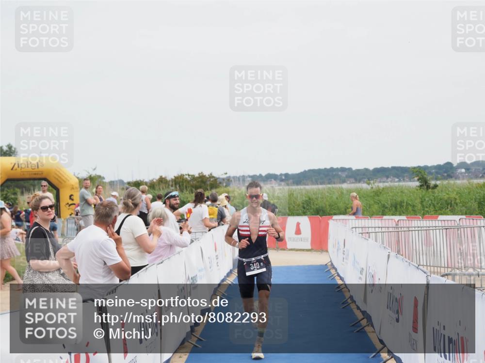 22.06.2025 - Viking Triathlon MichiJ http://msf.ph/oto/8082293 22.06.2025 14:31:10 Ziel 340 meine-sportfotos.de