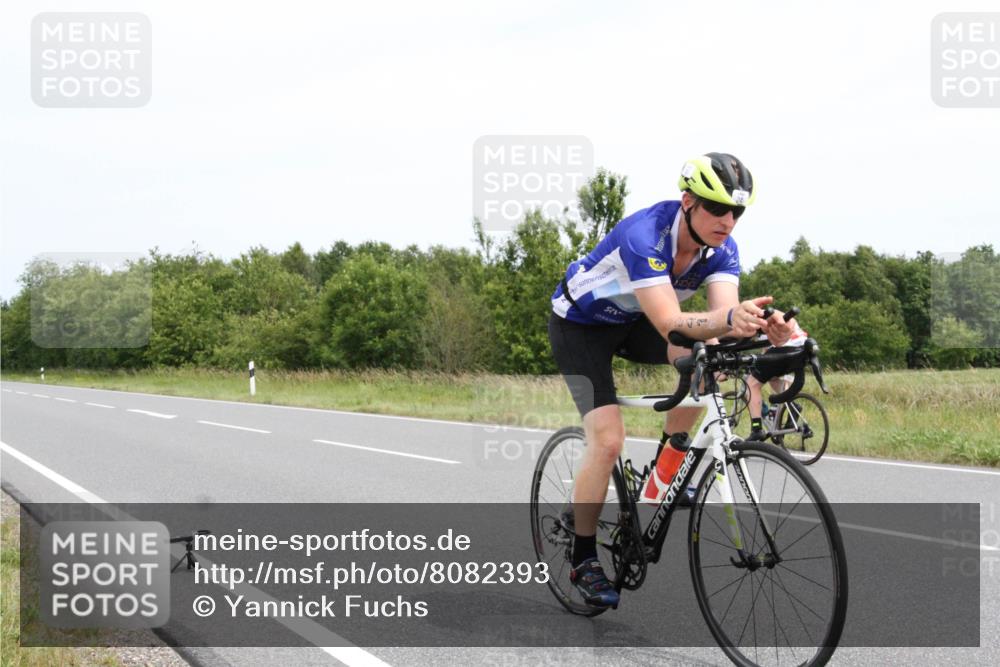 22.06.2025 - Viking Triathlon Yannick Fuchs http://msf.ph/oto/8082393 22.06.2025 12:42:36 Radfahren 241, 536, 614 meine-sportfotos.de