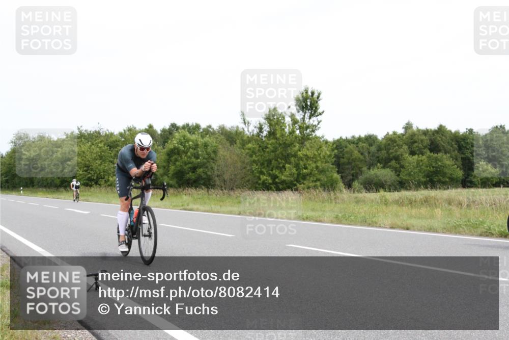 22.06.2025 - Viking Triathlon Yannick Fuchs http://msf.ph/oto/8082414 22.06.2025 12:43:15 Radfahren 40, 291, 448 meine-sportfotos.de