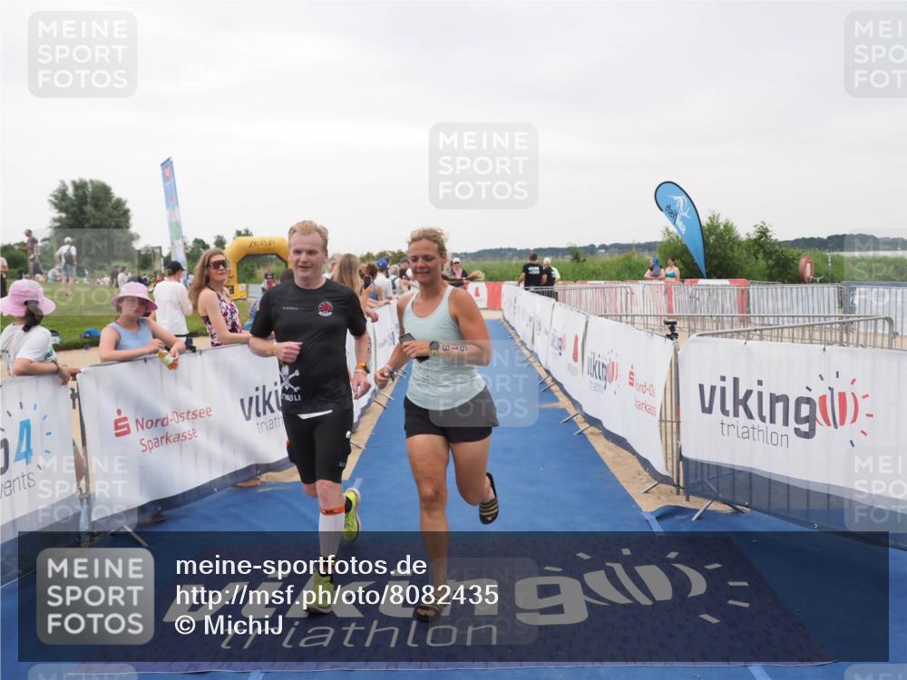 22.06.2025 - Viking Triathlon MichiJ http://msf.ph/oto/8082435 22.06.2025 16:01:30 Ziel 291, 619 meine-sportfotos.de