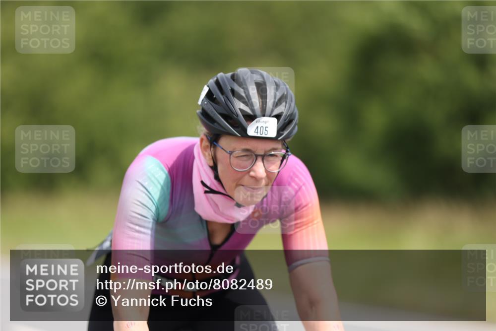 22.06.2025 - Viking Triathlon Yannick Fuchs http://msf.ph/oto/8082489 22.06.2025 12:23:22 Radfahren 191, 224, 233, 393, 405, 461, 517, 532 meine-sportfotos.de