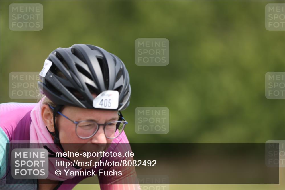 22.06.2025 - Viking Triathlon Yannick Fuchs http://msf.ph/oto/8082492 22.06.2025 12:23:22 Radfahren 191, 224, 233, 393, 405, 461, 517, 532 meine-sportfotos.de
