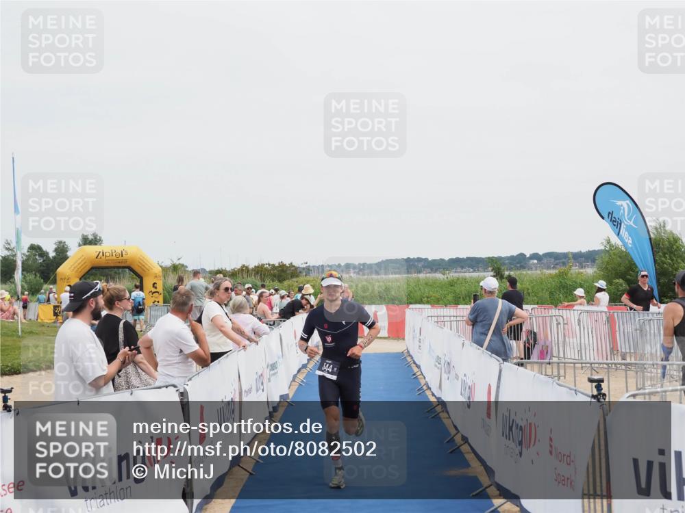 22.06.2025 - Viking Triathlon MichiJ http://msf.ph/oto/8082502 22.06.2025 14:33:06 Ziel 544 meine-sportfotos.de
