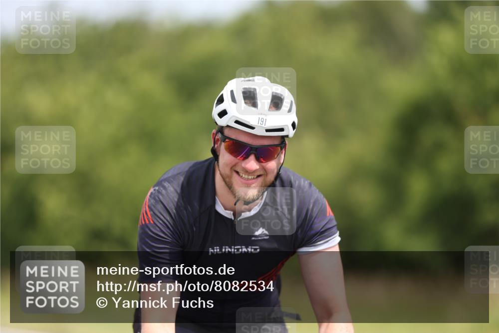 22.06.2025 - Viking Triathlon Yannick Fuchs http://msf.ph/oto/8082534 22.06.2025 12:23:32 Radfahren 149, 191, 328, 443 meine-sportfotos.de