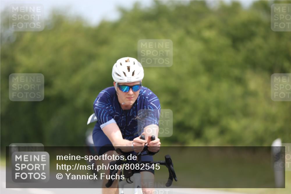 22.06.2025 - Viking Triathlon Yannick Fuchs http://msf.ph/oto/8082545 22.06.2025 12:23:41 Radfahren 42, 226, 328, 443, 630 meine-sportfotos.de
