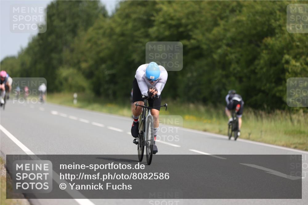 22.06.2025 - Viking Triathlon Yannick Fuchs http://msf.ph/oto/8082586 22.06.2025 12:24:11 Radfahren 243, 430, 494, 526, 642 meine-sportfotos.de