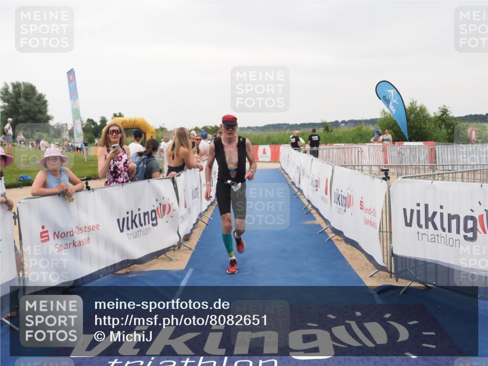 22.06.2025 - Viking Triathlon MichiJ http://msf.ph/oto/8082651 22.06.2025 16:01:37 Ziel 291, 543 meine-sportfotos.de