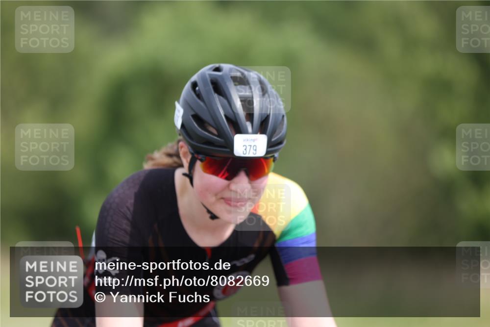 22.06.2025 - Viking Triathlon Yannick Fuchs http://msf.ph/oto/8082669 22.06.2025 12:24:33 Radfahren 38, 141, 219, 379, 607, 636 meine-sportfotos.de