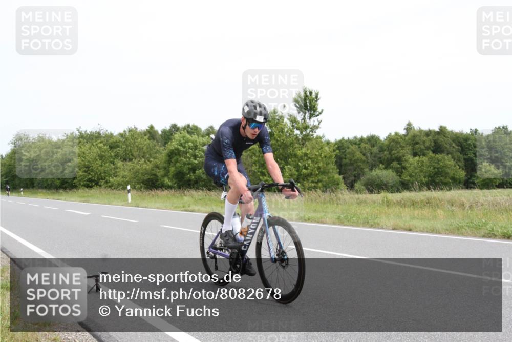 22.06.2025 - Viking Triathlon Yannick Fuchs http://msf.ph/oto/8082678 22.06.2025 12:47:01 Radfahren 191, 377, 480 meine-sportfotos.de
