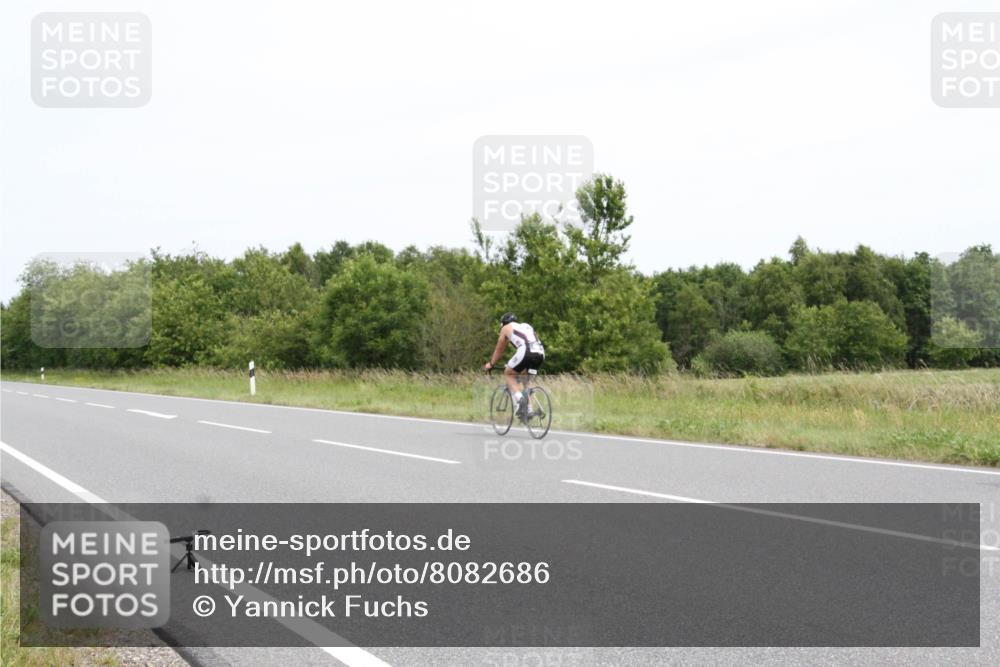 22.06.2025 - Viking Triathlon Yannick Fuchs http://msf.ph/oto/8082686 22.06.2025 12:47:05 Radfahren 101, 191, 263, 377, 480 meine-sportfotos.de