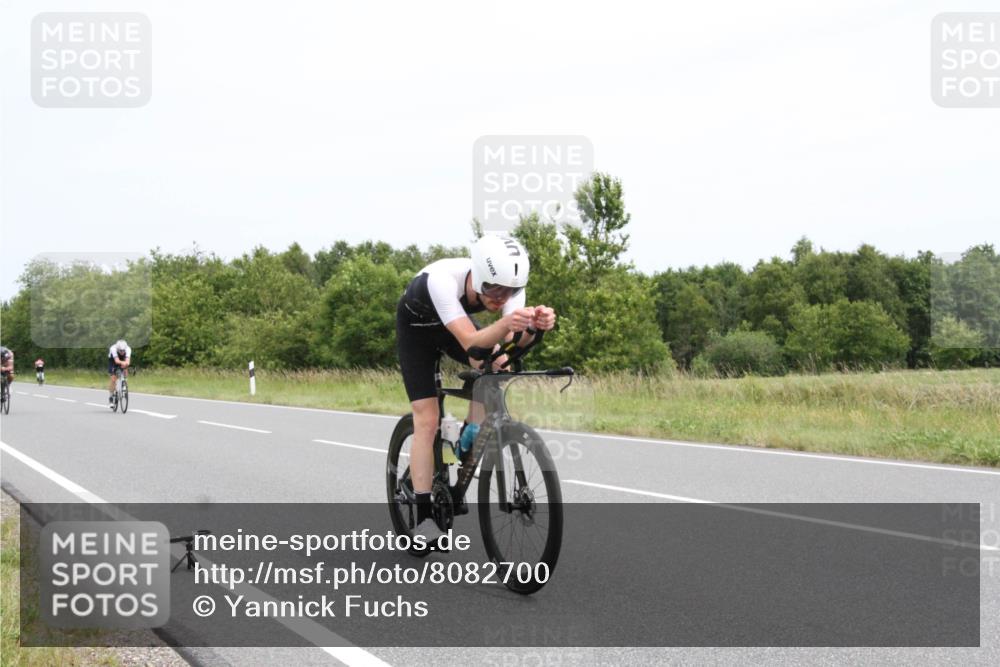 22.06.2025 - Viking Triathlon Yannick Fuchs http://msf.ph/oto/8082700 22.06.2025 12:47:21 Radfahren 42, 224, 233, 343, 517 meine-sportfotos.de