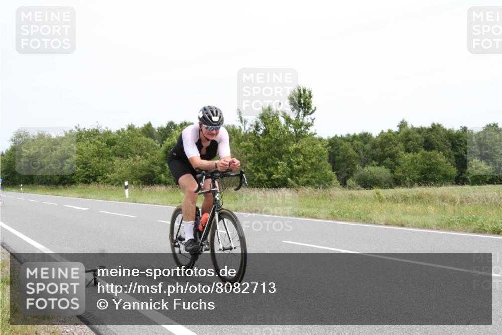 22.06.2025 - Viking Triathlon Yannick Fuchs http://msf.ph/oto/8082713 22.06.2025 12:47:25 Radfahren 42, 137, 224, 233, 343, 410, 517 meine-sportfotos.de