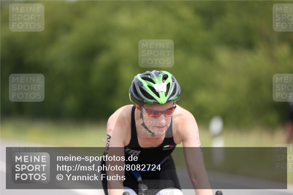 22.06.2025 - Viking Triathlon Yannick Fuchs http://msf.ph/oto/8082724 22.06.2025 12:24:46 Radfahren 38, 50, 75, 122, 225, 261, 282, 343, 399 meine-sportfotos.de
