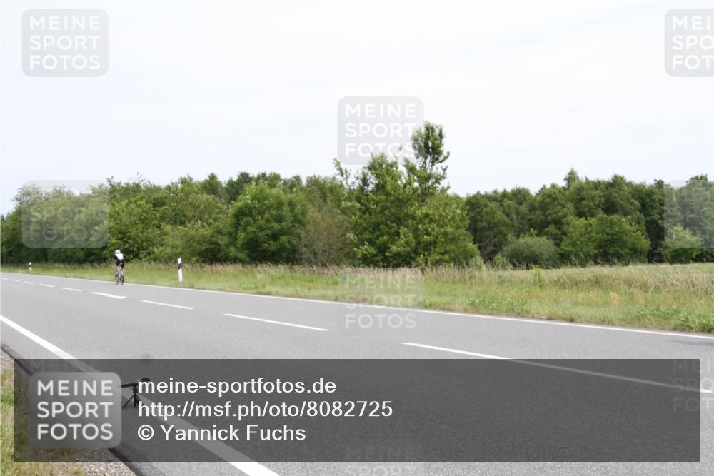 22.06.2025 - Viking Triathlon Yannick Fuchs http://msf.ph/oto/8082725 22.06.2025 12:47:32 Radfahren 137, 223, 282, 410 meine-sportfotos.de