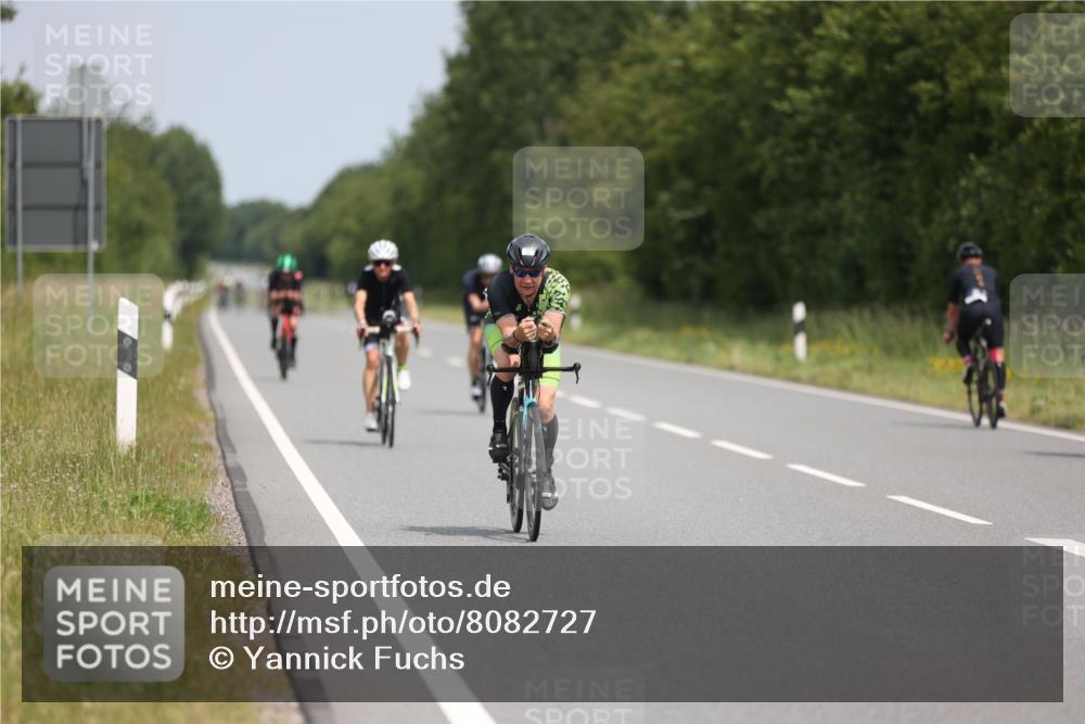 22.06.2025 - Viking Triathlon Yannick Fuchs http://msf.ph/oto/8082727 22.06.2025 12:24:49 Radfahren 50, 215, 225, 261, 282, 343, 399, 410 meine-sportfotos.de