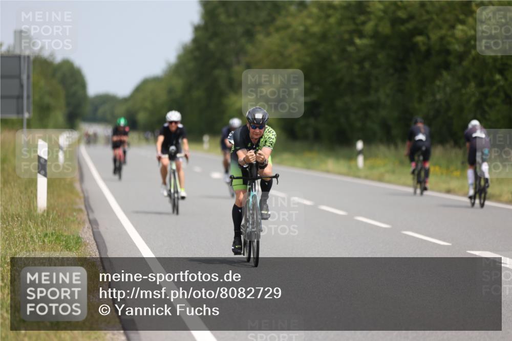 22.06.2025 - Viking Triathlon Yannick Fuchs http://msf.ph/oto/8082729 22.06.2025 12:24:49 Radfahren 50, 215, 225, 261, 282, 343, 399, 410 meine-sportfotos.de