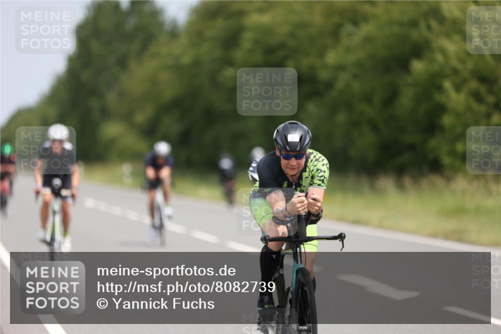 22.06.2025 - Viking Triathlon Yannick Fuchs http://msf.ph/oto/8082739 22.06.2025 12:24:51 Radfahren 50, 215, 225, 261, 300, 343, 399, 410 meine-sportfotos.de