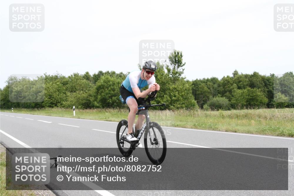 22.06.2025 - Viking Triathlon Yannick Fuchs http://msf.ph/oto/8082752 22.06.2025 12:47:49 Radfahren 103, 113, 149, 215, 390, 461 meine-sportfotos.de