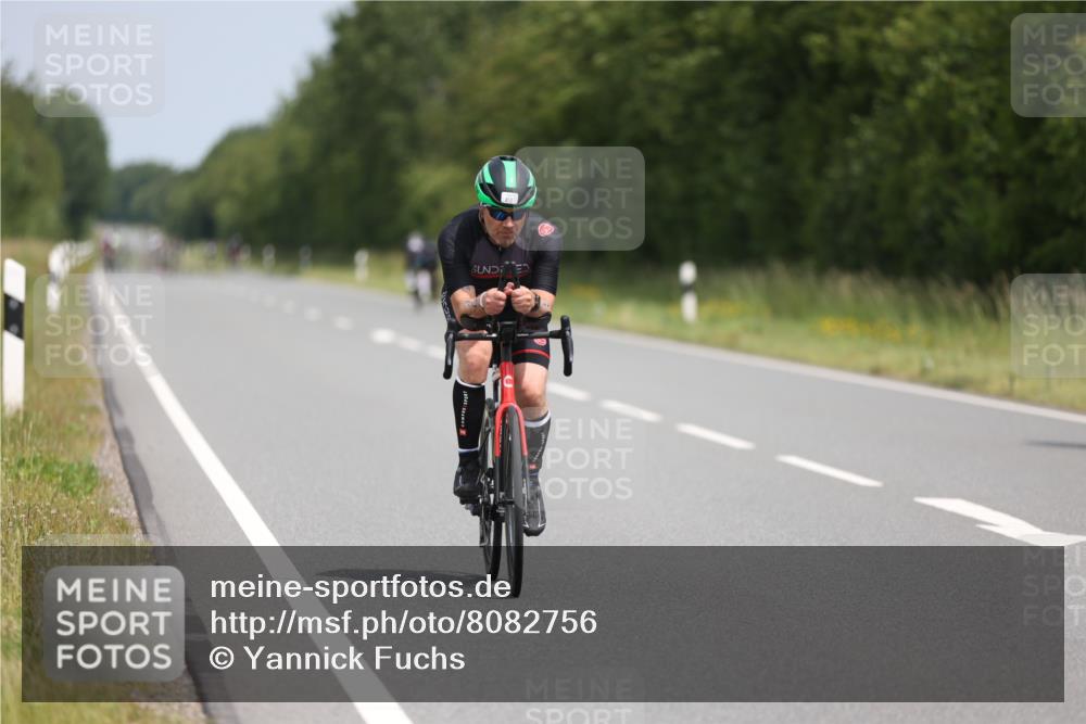 22.06.2025 - Viking Triathlon Yannick Fuchs http://msf.ph/oto/8082756 22.06.2025 12:24:56 Radfahren 215, 225, 264, 300, 343, 399, 410 meine-sportfotos.de
