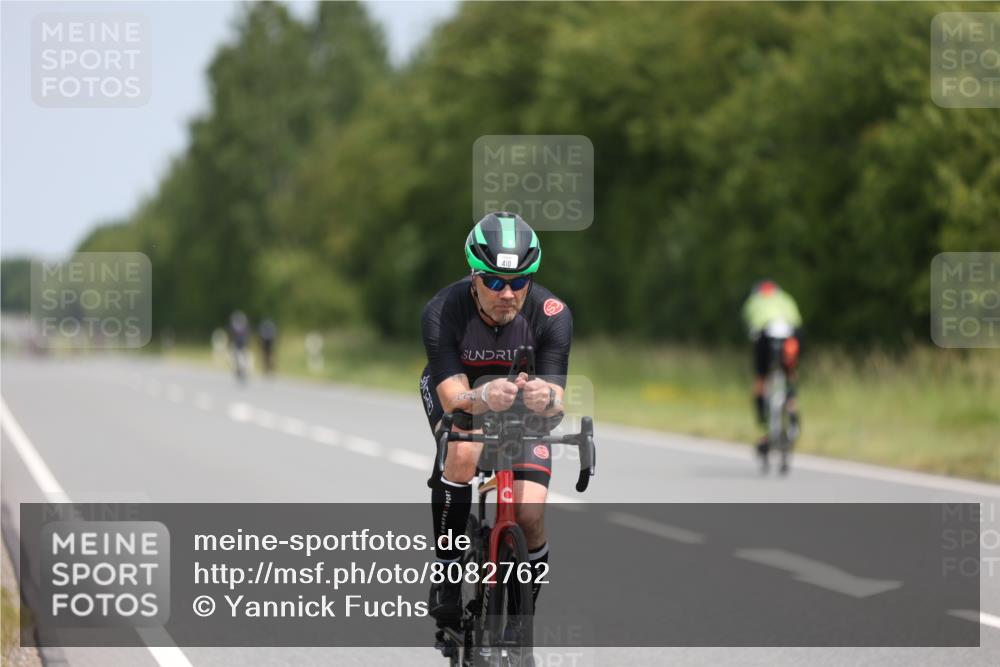 22.06.2025 - Viking Triathlon Yannick Fuchs http://msf.ph/oto/8082762 22.06.2025 12:24:56 Radfahren 215, 225, 264, 300, 343, 399, 410 meine-sportfotos.de