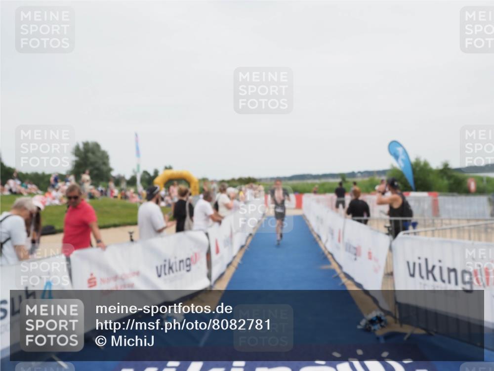 22.06.2025 - Viking Triathlon MichiJ http://msf.ph/oto/8082781 22.06.2025 14:33:44 Ziel 152, 189 meine-sportfotos.de