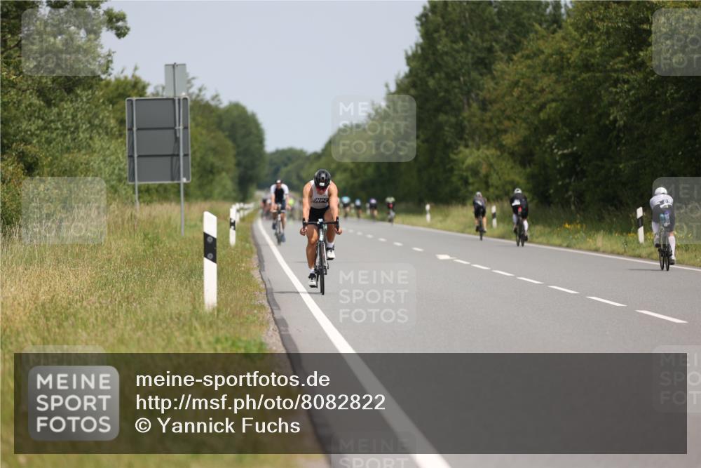 22.06.2025 - Viking Triathlon Yannick Fuchs http://msf.ph/oto/8082822 22.06.2025 12:25:34 Radfahren 64, 88, 134, 175, 263, 299, 323, 480, 625 meine-sportfotos.de