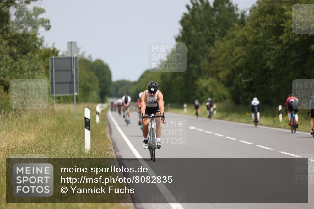 22.06.2025 - Viking Triathlon Yannick Fuchs http://msf.ph/oto/8082835 22.06.2025 12:25:36 Radfahren 64, 88, 134, 175, 223, 299, 323, 480, 625 meine-sportfotos.de