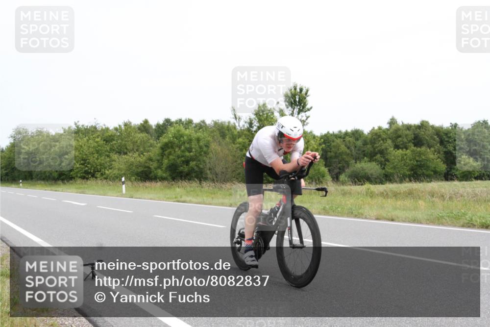 22.06.2025 - Viking Triathlon Yannick Fuchs http://msf.ph/oto/8082837 22.06.2025 12:49:56 Radfahren 88, 134, 556, 649 meine-sportfotos.de