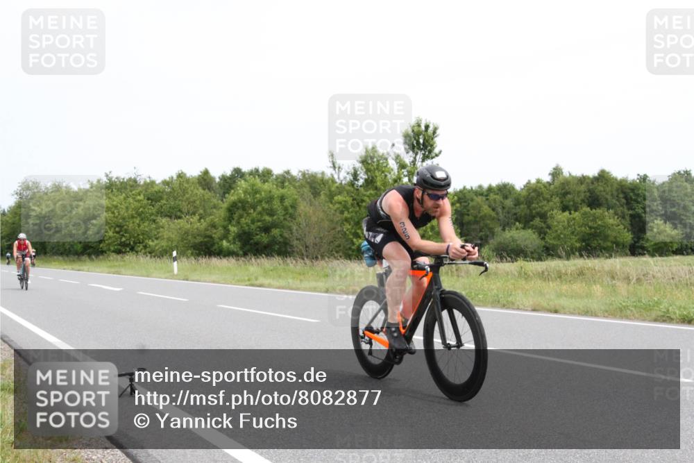 22.06.2025 - Viking Triathlon Yannick Fuchs http://msf.ph/oto/8082877 22.06.2025 12:50:19 Radfahren 325, 484, 518 meine-sportfotos.de