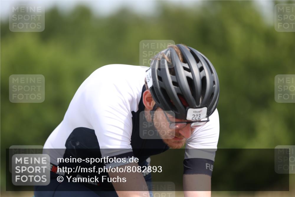 22.06.2025 - Viking Triathlon Yannick Fuchs http://msf.ph/oto/8082893 22.06.2025 12:25:46 Radfahren 10, 20, 64, 88, 223, 387, 507, 617 meine-sportfotos.de