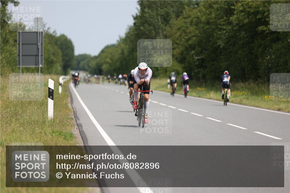 22.06.2025 - Viking Triathlon Yannick Fuchs http://msf.ph/oto/8082896 22.06.2025 12:25:49 Radfahren 10, 20, 223, 387, 507, 617 meine-sportfotos.de