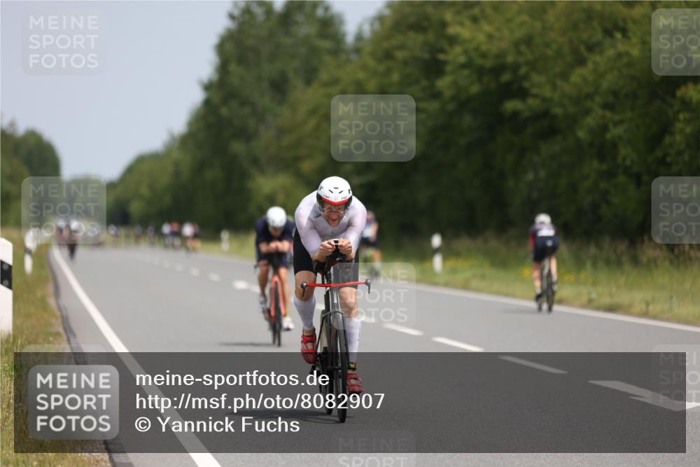 22.06.2025 - Viking Triathlon Yannick Fuchs http://msf.ph/oto/8082907 22.06.2025 12:25:50 Radfahren 10, 20, 223, 387, 507, 617 meine-sportfotos.de